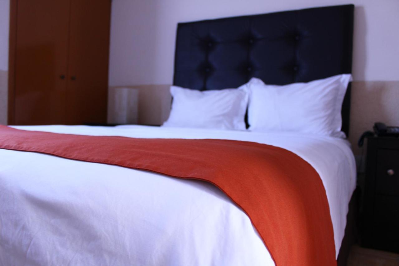 El Regio Hotel มอนแตร์เรย์ ภายนอก รูปภาพ